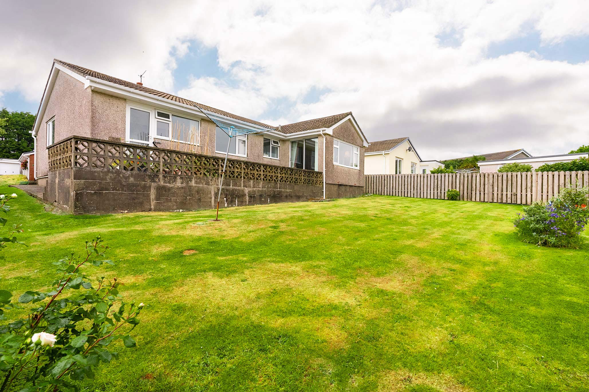 35 Highfield Close, Onchan Buy Me Isle of Man Property For Sale