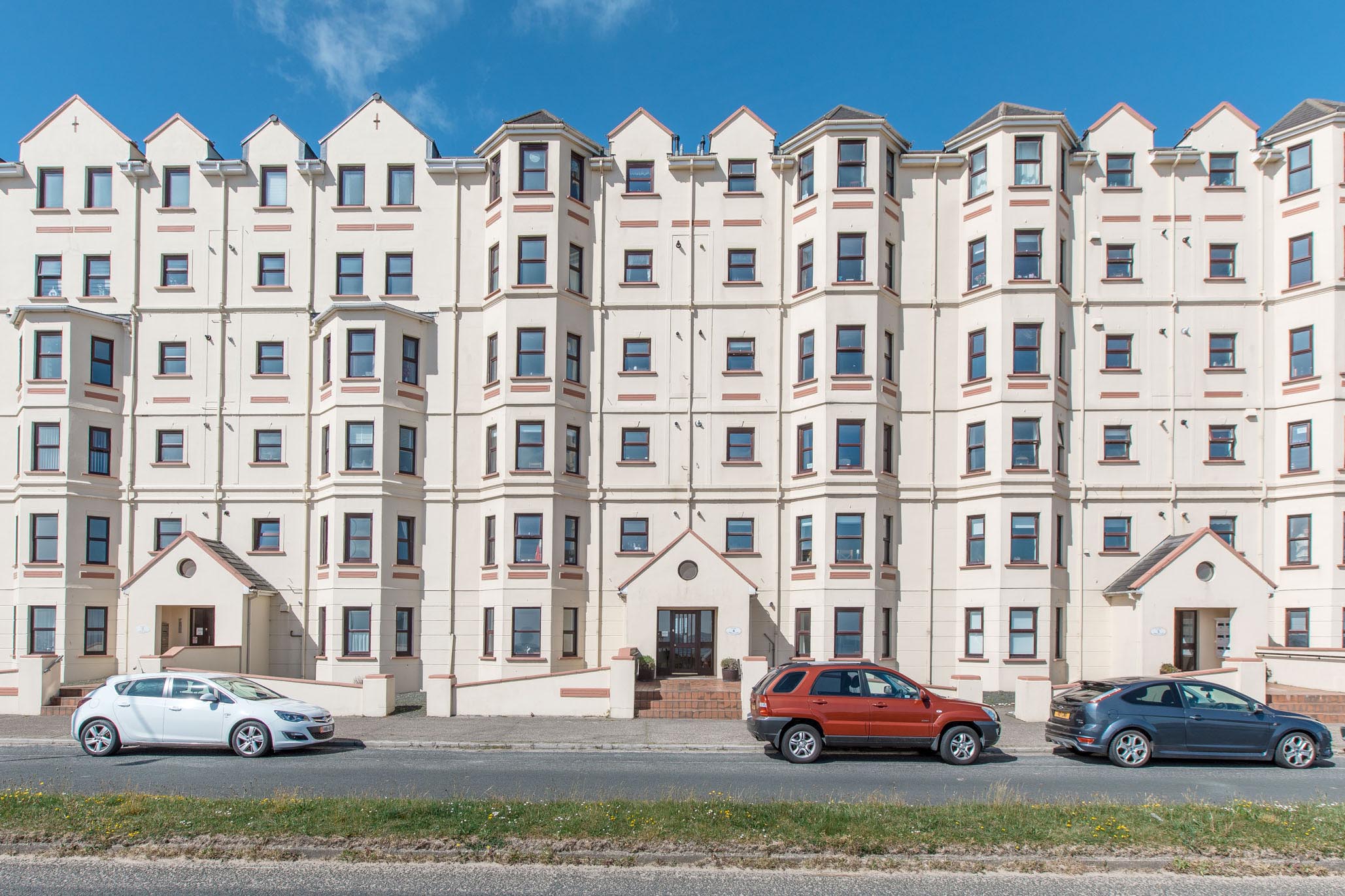 Apartment G8, Admirals Court, Ramsey Buy Me Isle of Man Property For Sale Garforth Gray