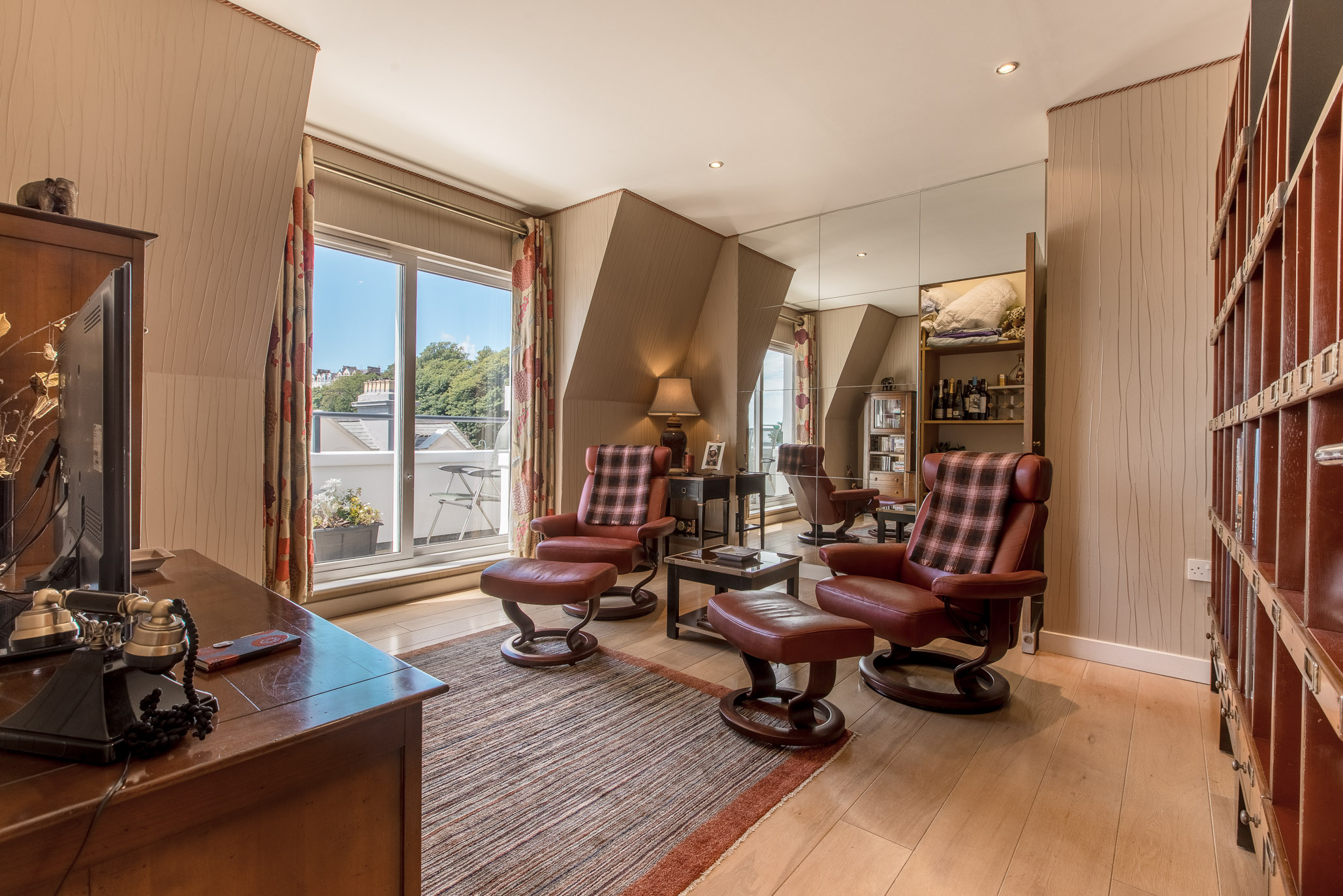 The Penthouse - Apartment 19/20, Empress Apartments ...