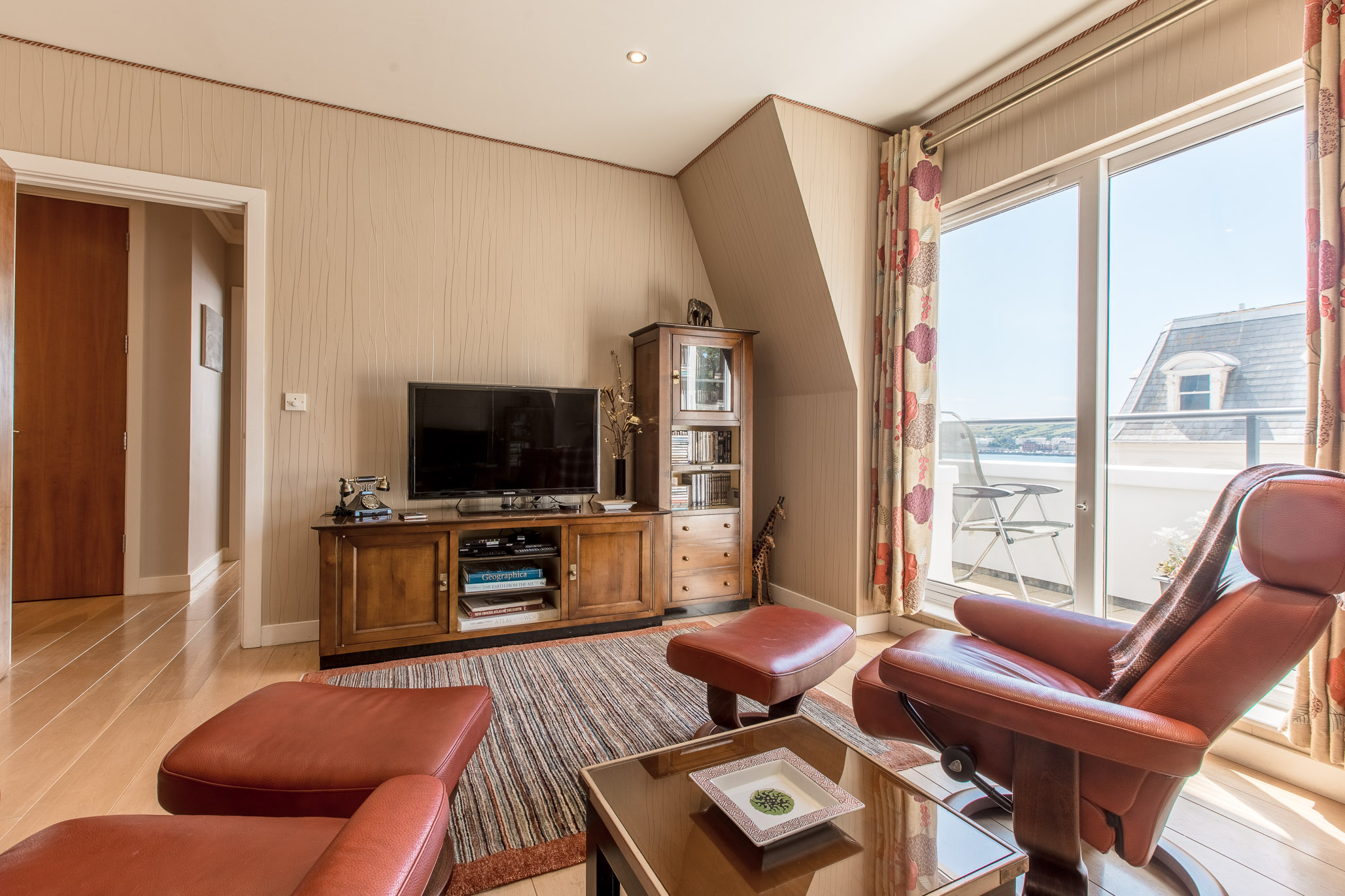 The Penthouse Apartment 19/20, Empress Apartments, Douglas Buy Me